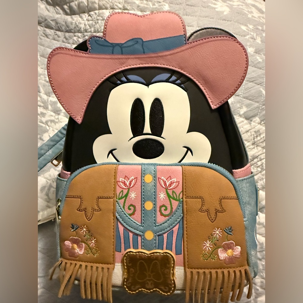Minnie LOUNGEFLY - Disney Western Minnie Mouse Cosplay Mini Backpack